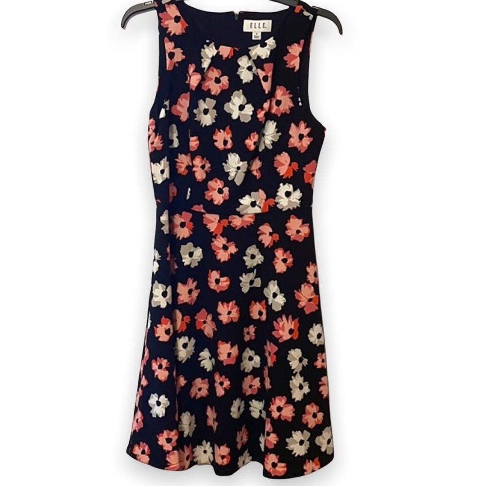 Elle Dress Floral Daisies